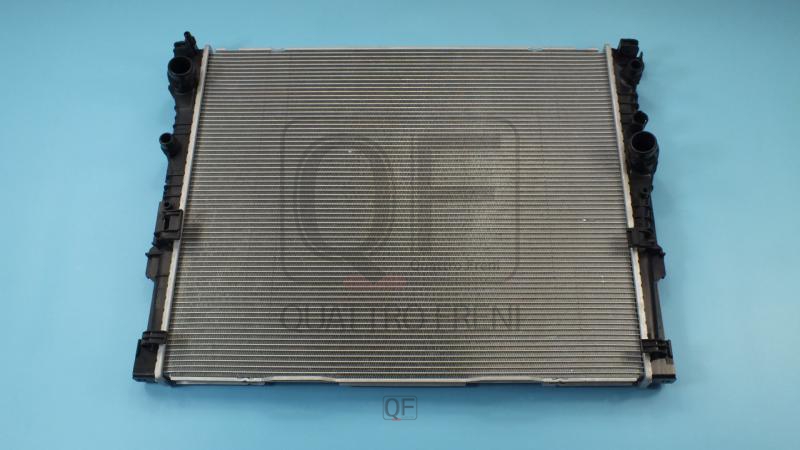 RADIATEUR MOTEUR