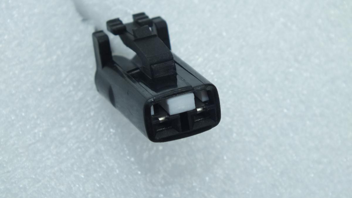956701R000 ABS-Sensor &ndash; Nahaufnahme der Sensorspitze zur Pr&uuml;fung