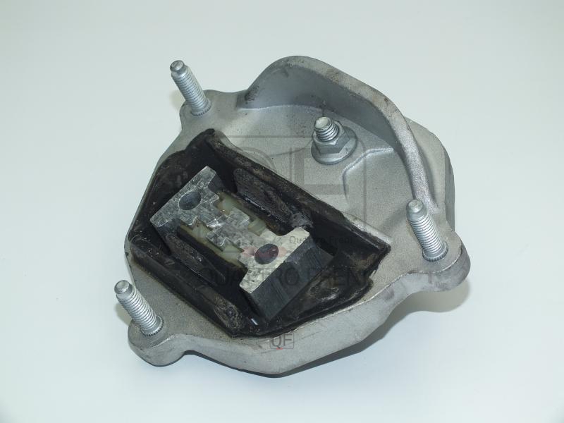 ENGINE MOUNT