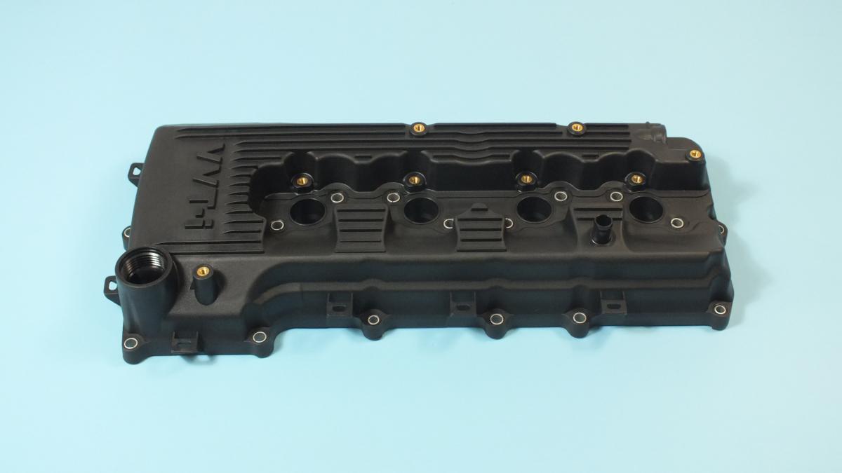 VALVE COVER