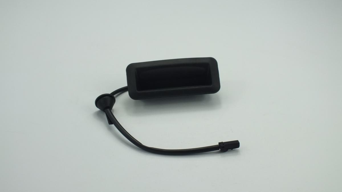 BOUTON D'OUVERTURE DE COFFRE