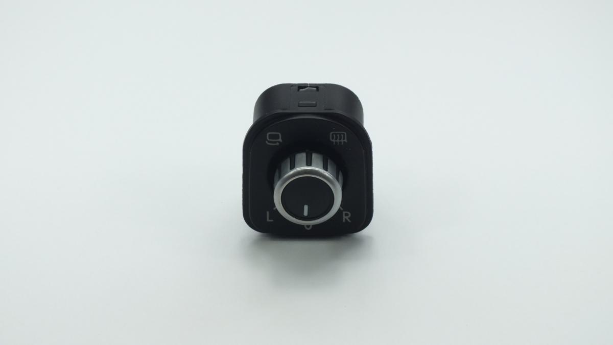 BOUTON D'OUVERTURE DE COFFRE