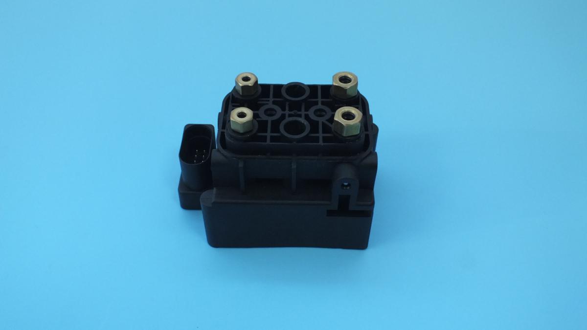 BLOC DE VALVES DE SUSPENSION PNEUMATIQUE