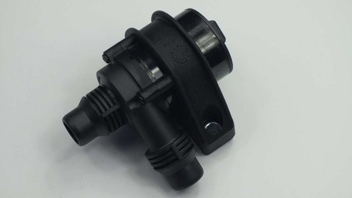 POMPE À EAU COMPLÈTE