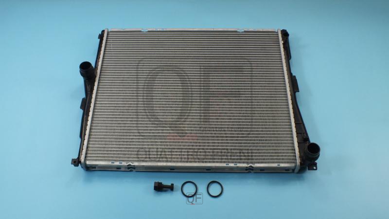 RADIATEUR MOTEUR