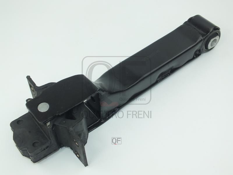 ENGINE MOUNT