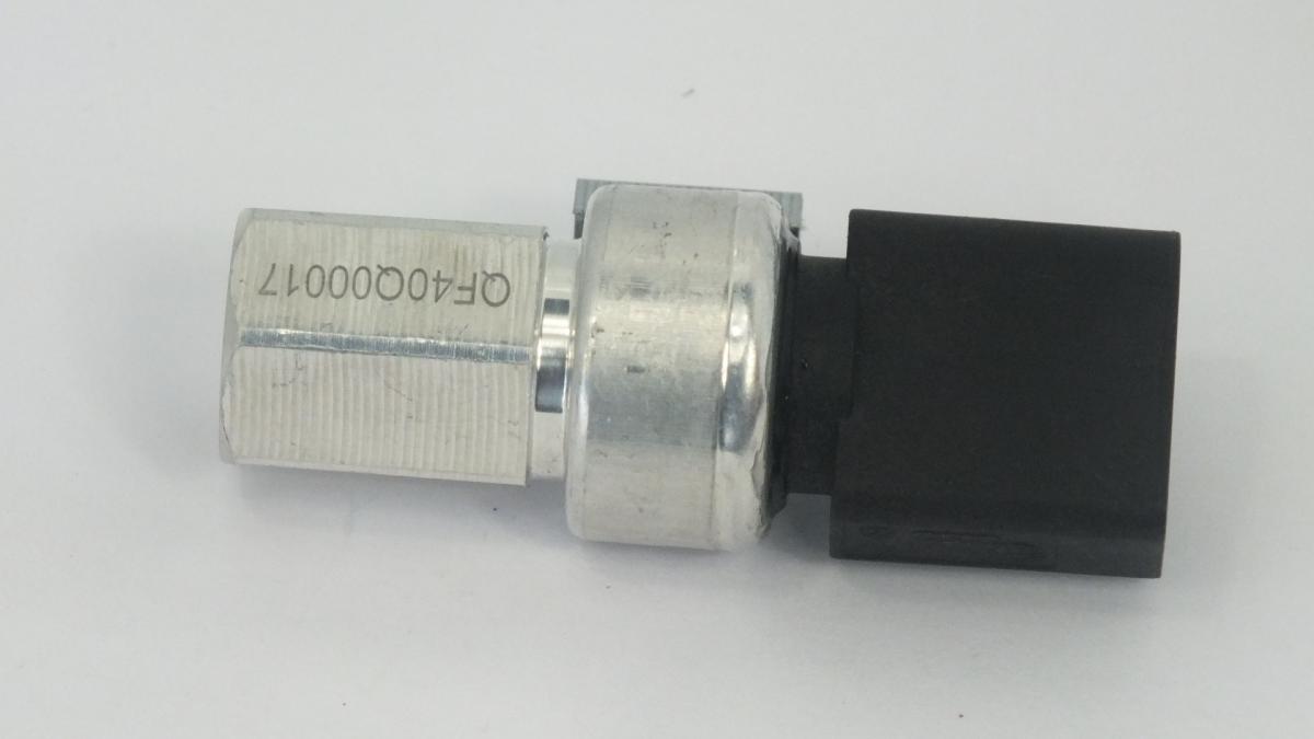 A/C REFRIGERANT PRESSURE SWITCH / SENSOR