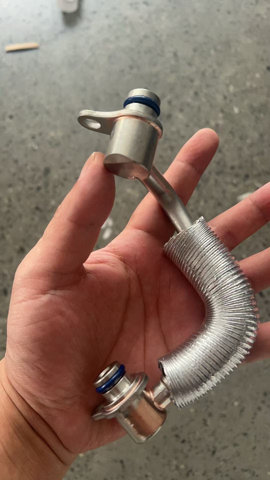 TUBE